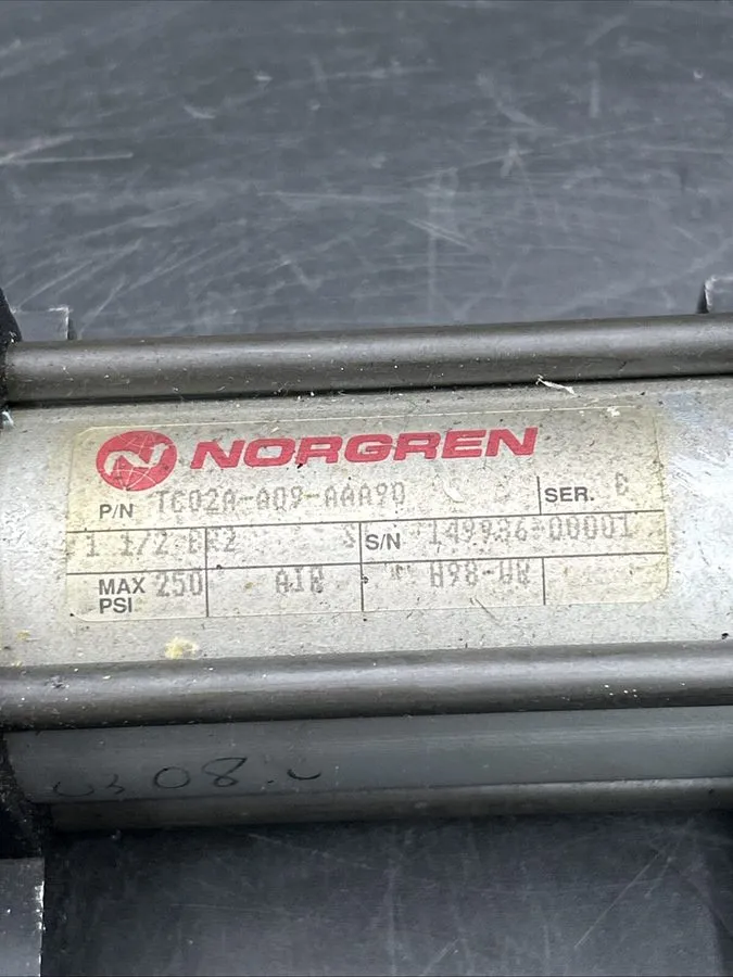 Пневмоцилиндр Norgren 1 1/2 Pneumatic Cylinder TC02A-A09-AAA90 250psi — фото лота 1