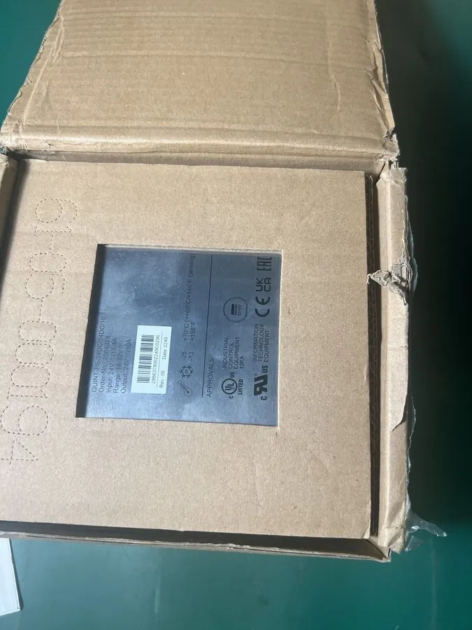 Блок питания Phoenix Contact 2866378 QUINT-PS- 24DC/24DC/10 Power Supply