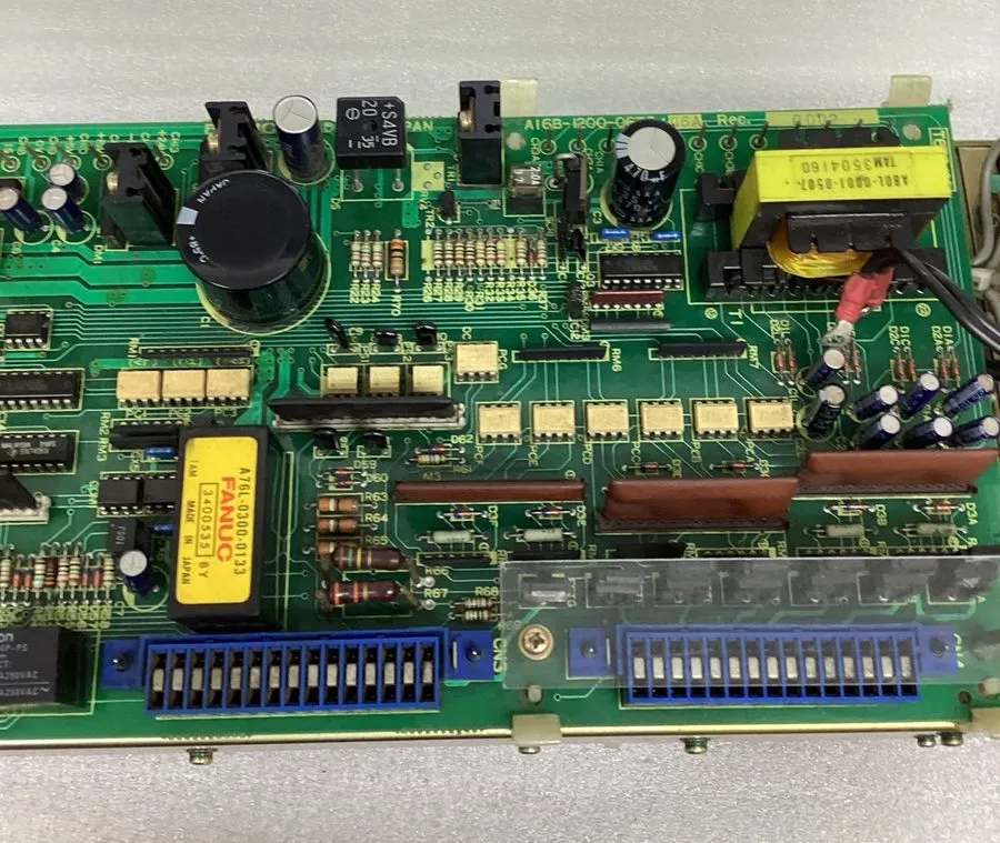 Сервоусилитель FANUC A06B-6057-H403 AC Gigital Servo Drive — фото лота 2