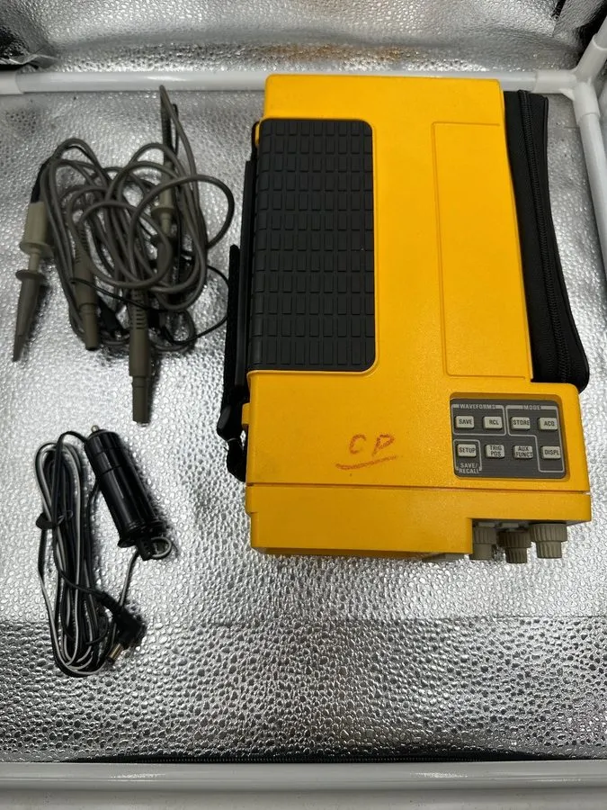 Осциллограф Tektronix 222PS-Powerscout Digital Storage Oscilloscope — фото лота 1
