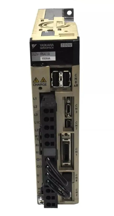 Сервопривод Yaskawa SGDV-1R6A11A Servopack AC Servo Drive