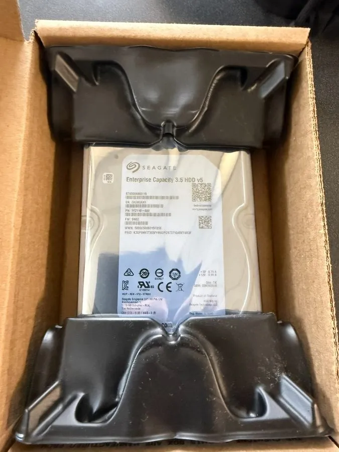 Жёсткий диск ST6000NM0115 Seagate Exos 7E8 6TB SATA 7.2K RPM 6GB/s 3.5" Hard Dri — фото лота 2