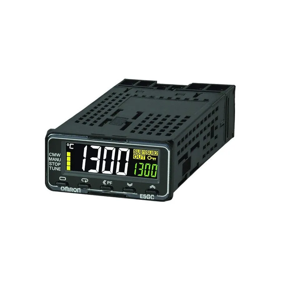 Датчик температуры OMRON E5GC-QX1A6M-000 Temperature Controller 100-240VAC — фото лота 1