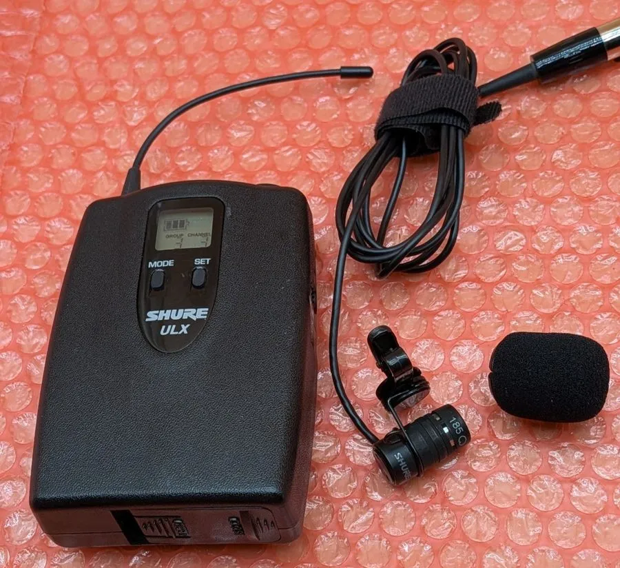 Передатчик Shure ULX1-J1 Wireless Bodypack Transmitter 554-590MHz w/ 185 Microph