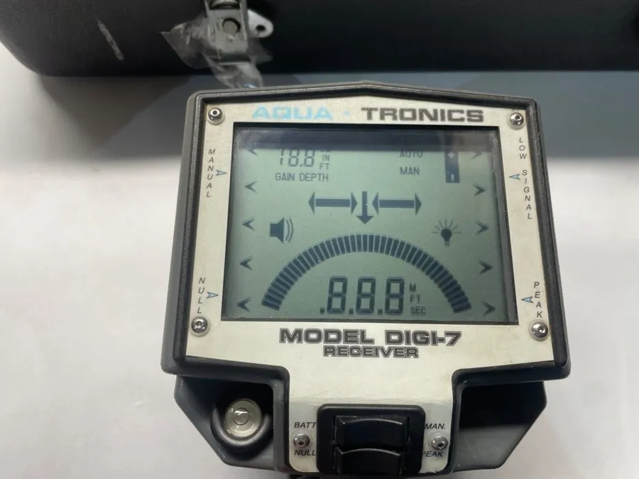 Трассоискатель Aqua Tronics Digi-7 Cable Locator Cable detector