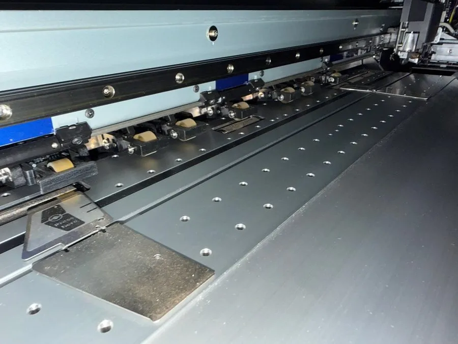 Принтер Roland TrueVIS VG2-540 54" Printer/Cutter Needs 2 Heads — фото лота 4