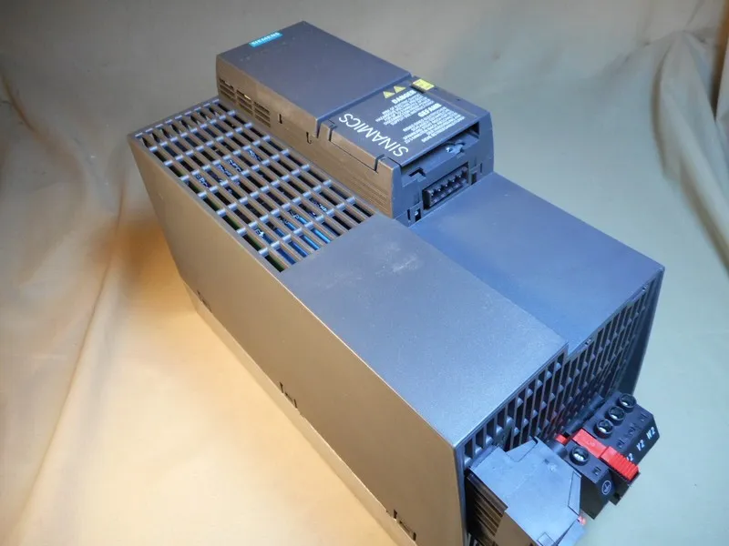 Частотный преобразователь 6SL32101KE226AB1 Siemens SINAMICS G120