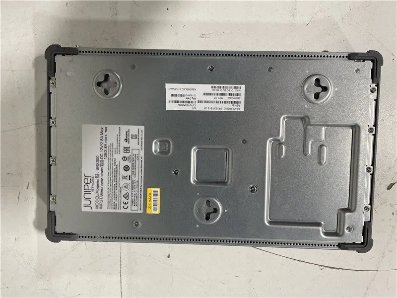 Межсетевой экран Juniper Networks SRX300 Services Desktop Security Appliance — фото лота 2