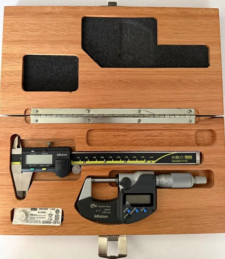 Штангенциркуль Mitutoyo 64PKA077B Digimatic Caliper/Micrometer Tool Set
