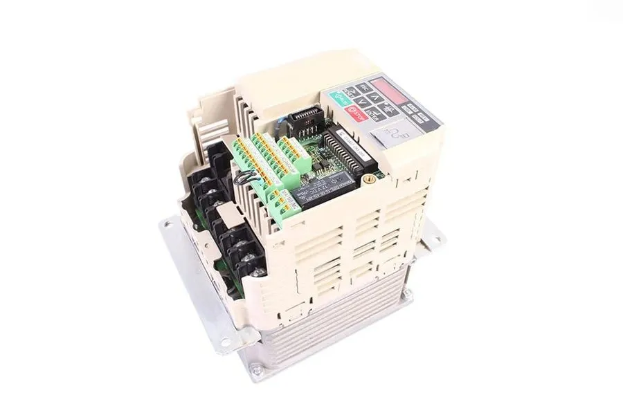 Частотный преобразователь Yaskawa CIMR-VC4A0007BAA V1000 Inverter