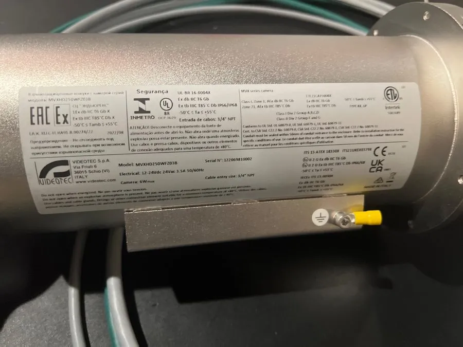 Камера Explosion Proof Pelco EXF2230-62-C4 2 Megapixel Network Outdoor Bullet Ca