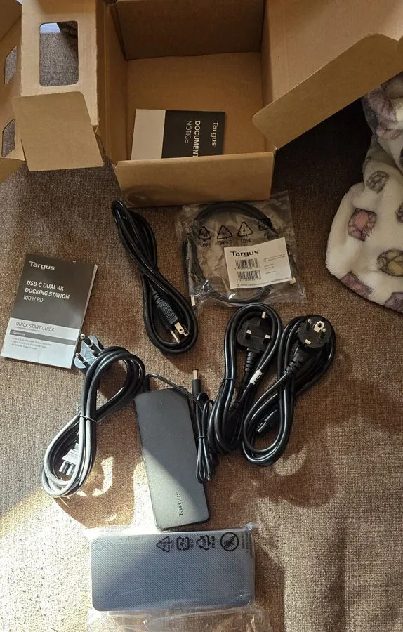Док-станция Targus DOCK182-A1 USB-C Dual 4K Docking Station 100W PD DOCK182USZ-9