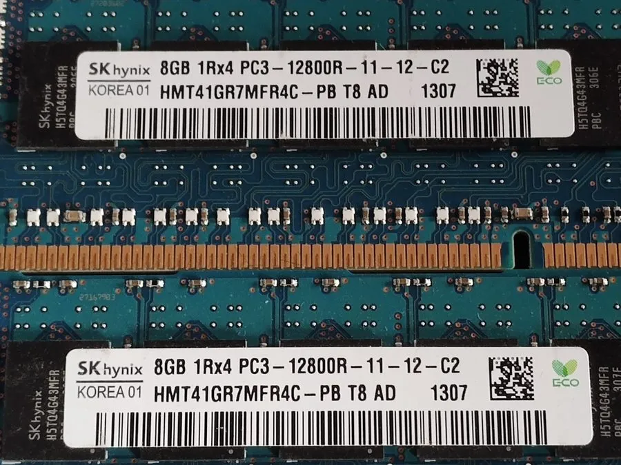 Модуль памяти (64 GB) SK Hynix HMT41GR7MFR4C-PB 8GB 1Rx4 PC3-12800R DDR3 ECC RDI — фото лота 3