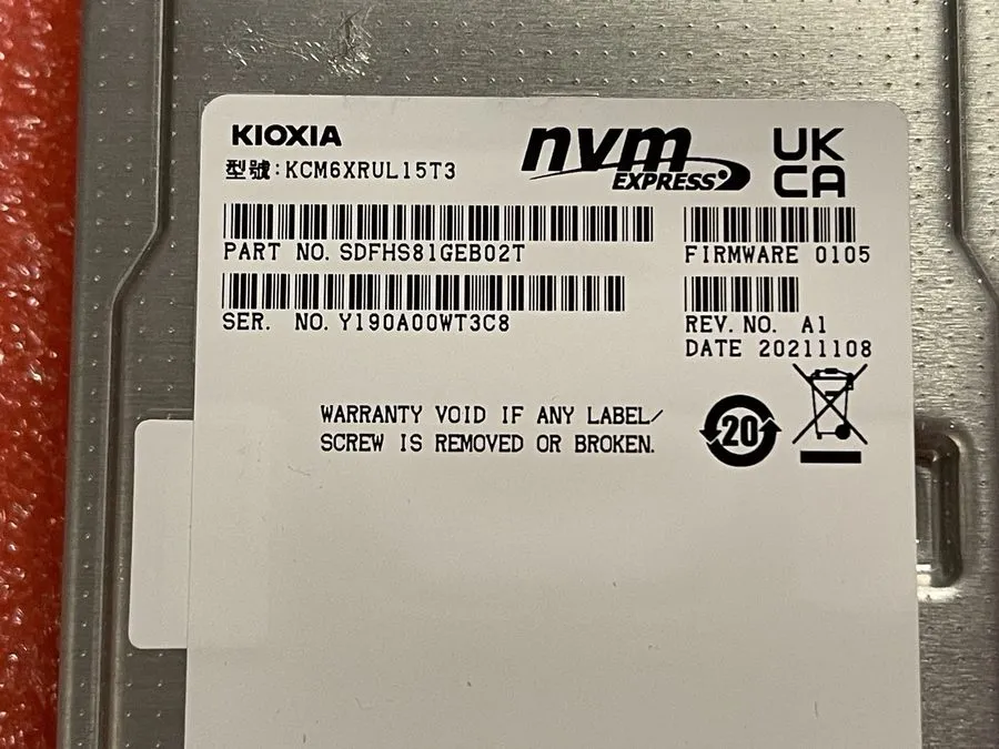 SSD-накопитель KCM6XRUL15T3 KIOXIA CM6-R 15.36TB NVMe PCIe 4.0 x4 U.3 2.5in SSD 