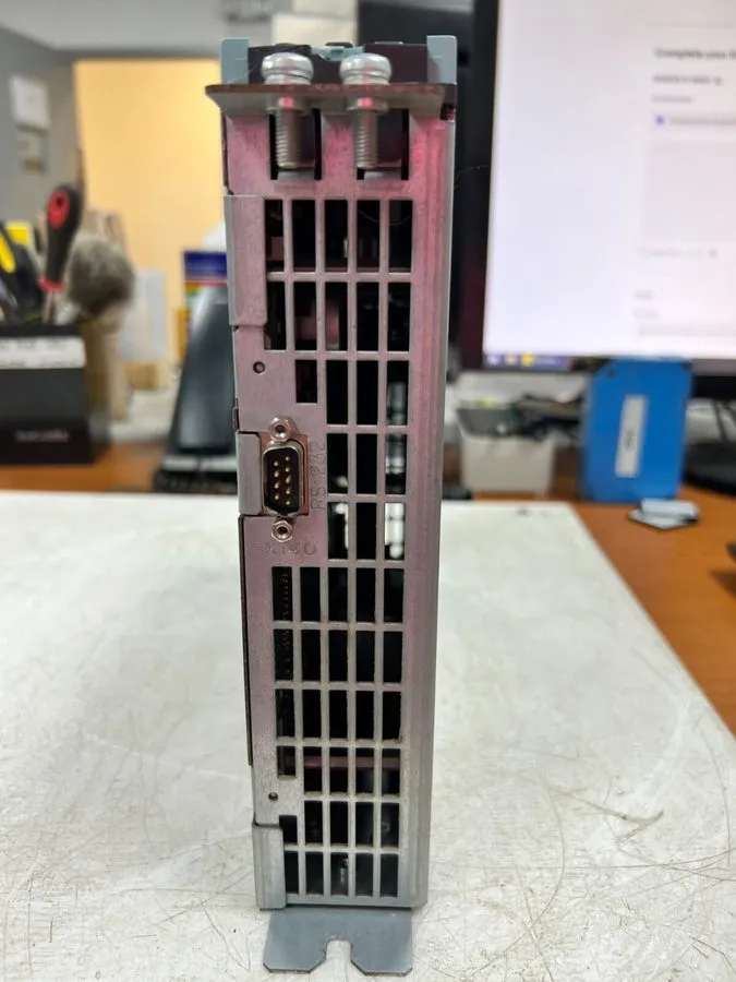 Сервопривод 👀 SIEMENS SINAMICS CONTROL UNIT 24 VDC 0.5 AMP 6SL3040-0MA00-0AA1