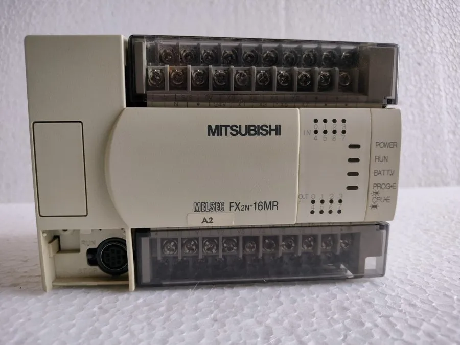 ПЛК Mitsubishi FX2n-16MR-ES/UL Plc
