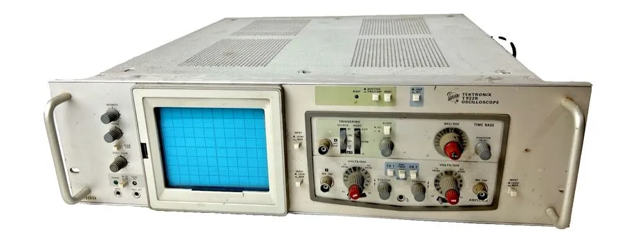 Осциллограф Tektronix T922r Analog Oscilloscope