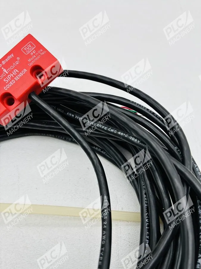 Реле безопасности Allen Bradley 440N-S32032 Guardmaster Sipha Coded Safety Senso — фото лота 2