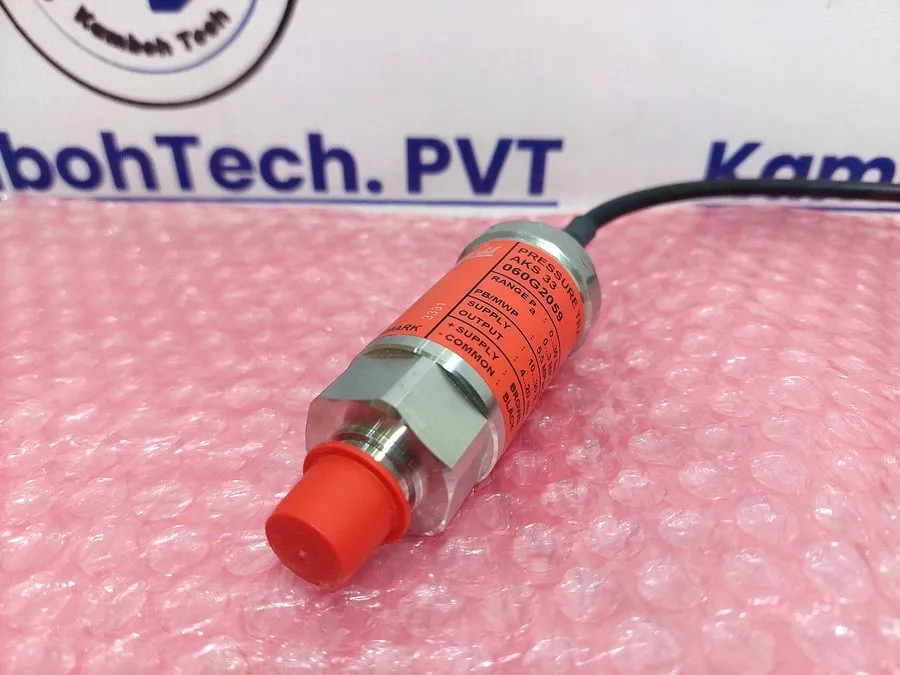 Датчик давления AKS33 060G2059 pressure transmitter amk