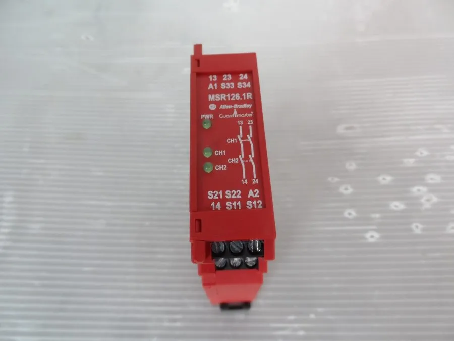 Реле безопасности Allen Bradley 440R-N23120 MSR126.1R, 24V AC/DC,Safety Relay