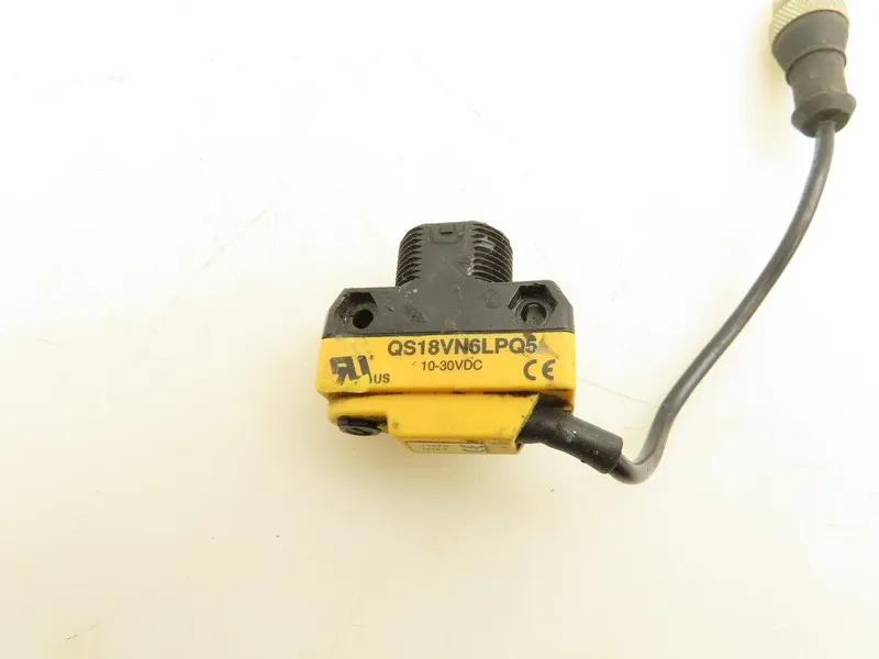 Фотоэлектрический датчик Banner QS18VN6LPQ5 Photoelectric Sensor 10-30 VDC