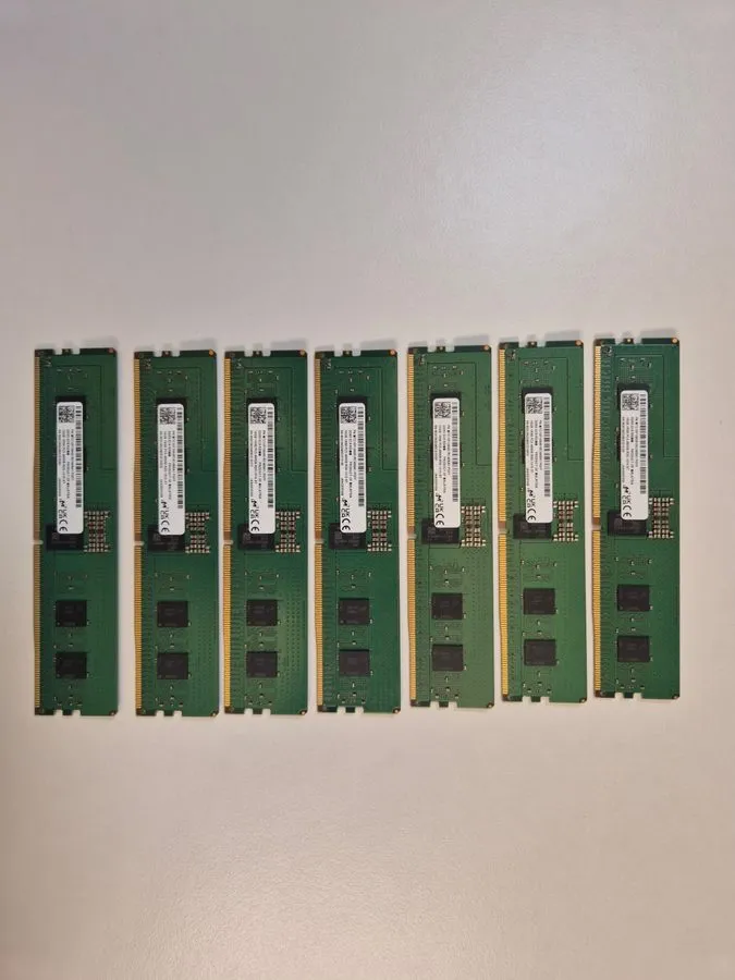 Модуль памяти MTC10F1084S1RC48BA1 NHFF Micron PC5-38400 (DDR5-4800) 16GB ECC Ser