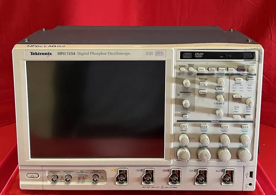 Осциллограф Tektronix DPO7254 5RL, 4 Channel Digital Oscilloscope 2.5 GHz, 40 GS