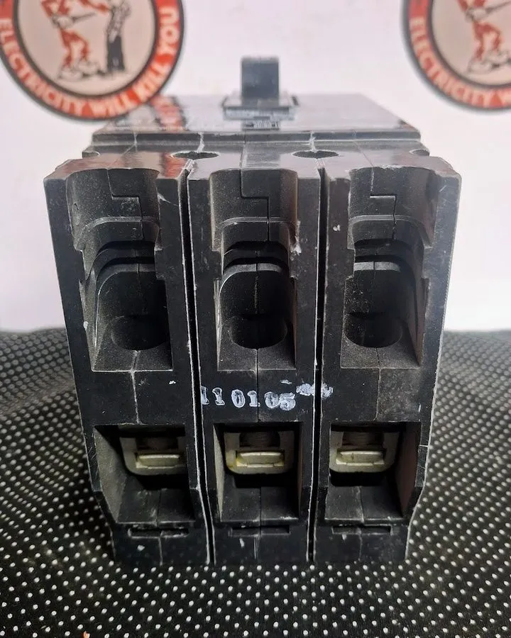 Автоматический выключатель Siemens HHED63B035 35 Amp 600V 3 Pole 65K at 480V Cir