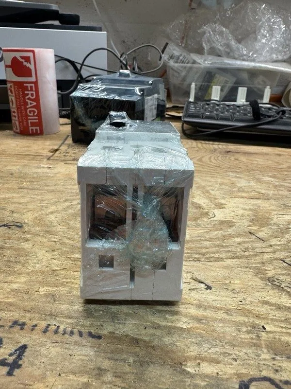 Автоматический выключатель Siemens HGB2K020 20 amp 2 pole 35kA@480V HGB2 Circuit — фото лота 1