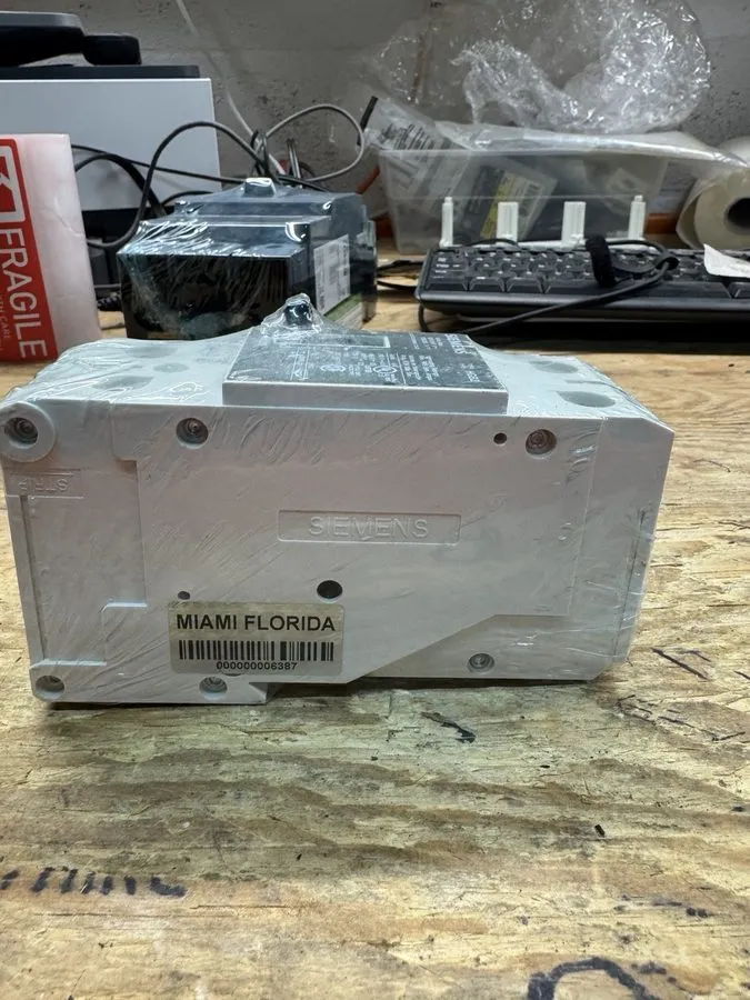 Автоматический выключатель Siemens HGB2K020 20 amp 2 pole 35kA@480V HGB2 Circuit — фото лота 2