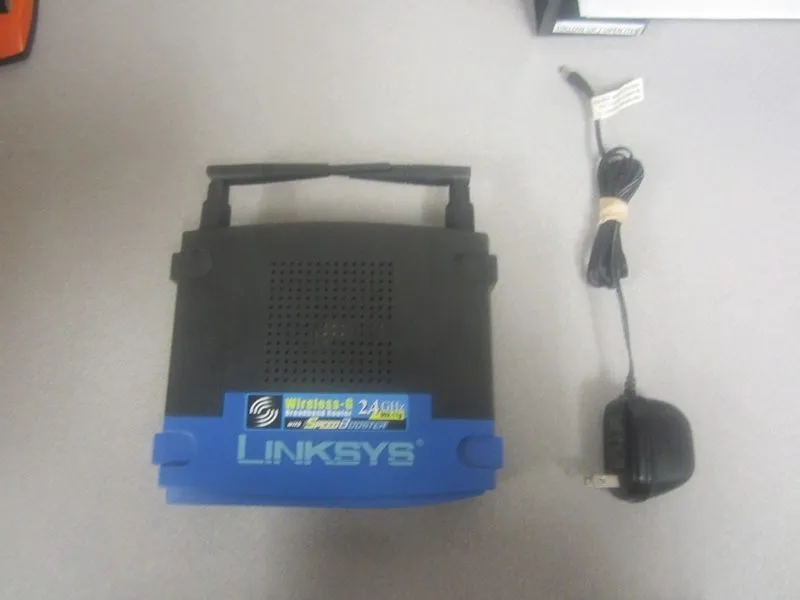 Маршрутизатор Linksys WRT54GS 54 Mbps 4-Port 10/100 Wireless G Router v7