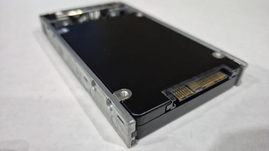 SSD-накопитель Dell / Samsung 1.6Tb NVME SSD SFF Enterprise U.2 Hard Disk PM1725 — фото лота 2