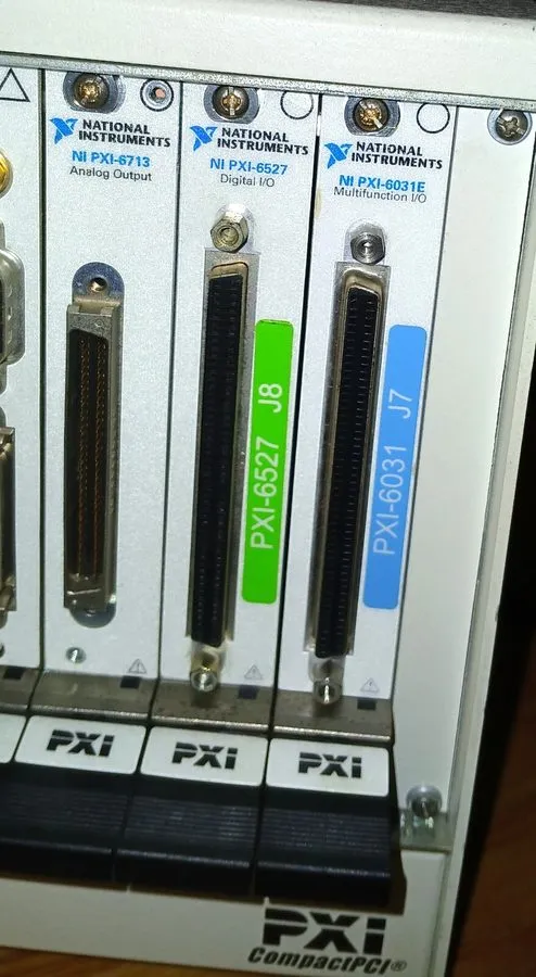 Шасси NI PXI-1002 chassis, 8175 CPU, 6713 AO, 6527 DIO, 6031E MIO — фото лота 4