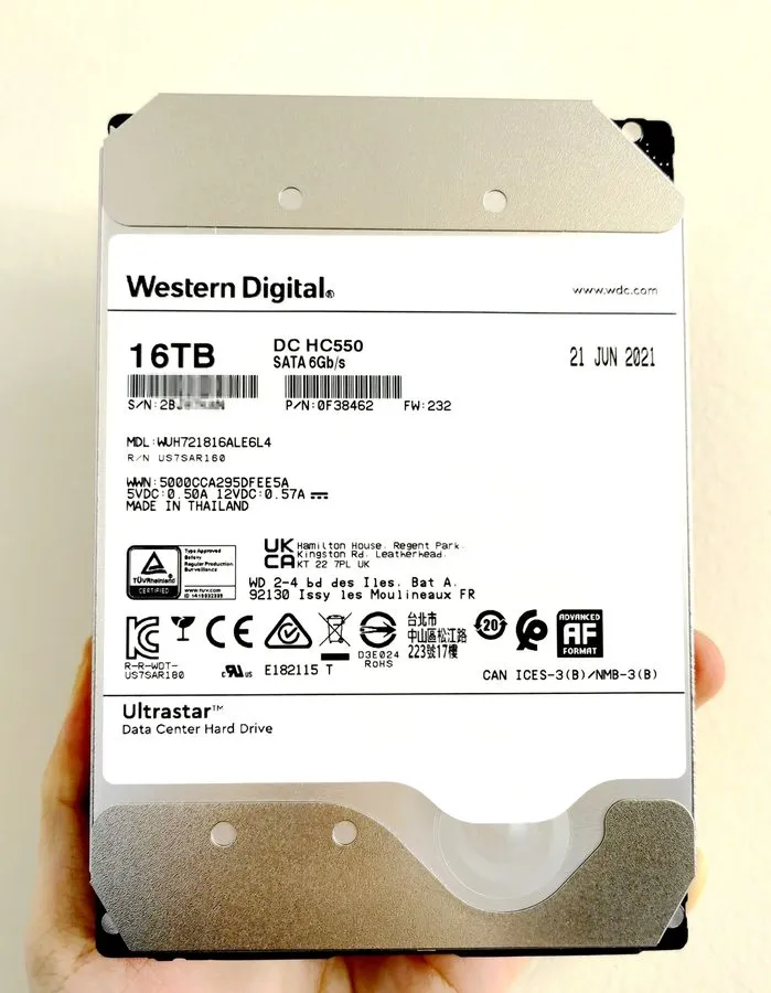 Жёсткий диск WD WUH721816ALE6L4 16TB SATA Ultrastar DC HC550 3.5" LFF Hard Drive