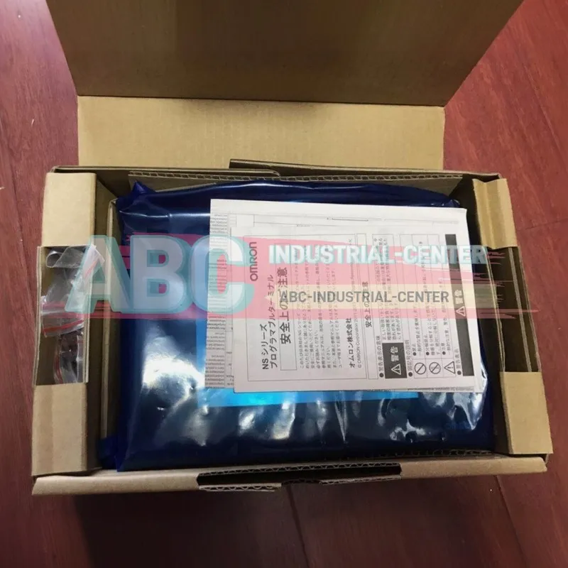Панель оператора OMRON NS5-MQ00B-V2 HMI Touch Panel