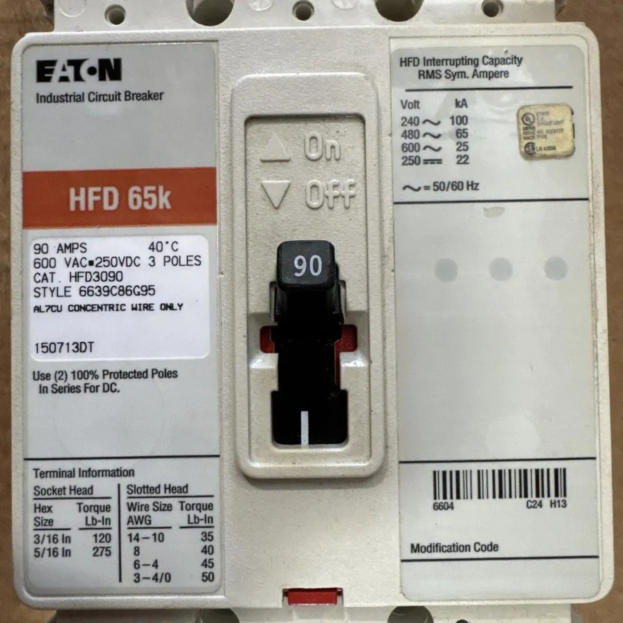 Автоматический выключатель Eaton HFD3090 3P 90 Amp 600V Bolt On Circuit Breaker 