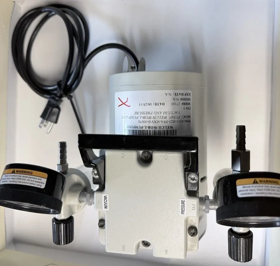Насос Welch 2522B-01 Dry Vacuum Pump 115V Diaphragm Lab Pump Gardner Denver — фото лота 1