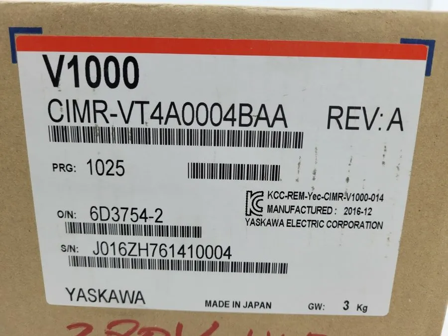 Привод Yaskawa V1000 CIMR-VT4A0004BAA 0.75KW/1.5KW 380V