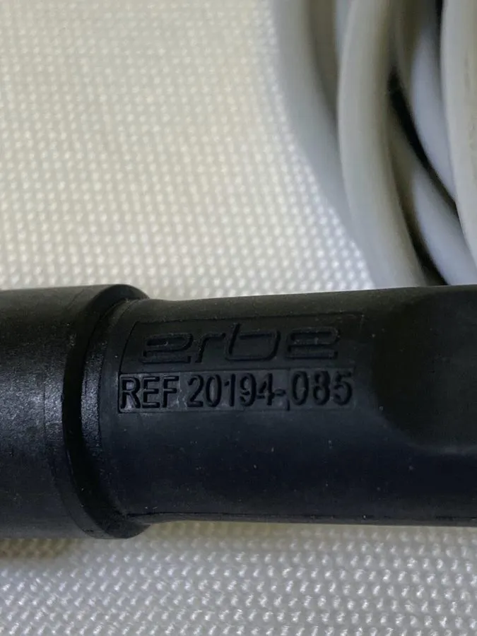 Кабель ERBE 20194-085 Reusable Pad Connecting Cable L: 4M Electrosurgical Adapte — фото лота 1