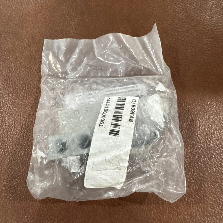 Электромагнитный клапан NUMATICS 031BA441B000061 PNEUMATIC SOLENOID VALVE, 24 Vo