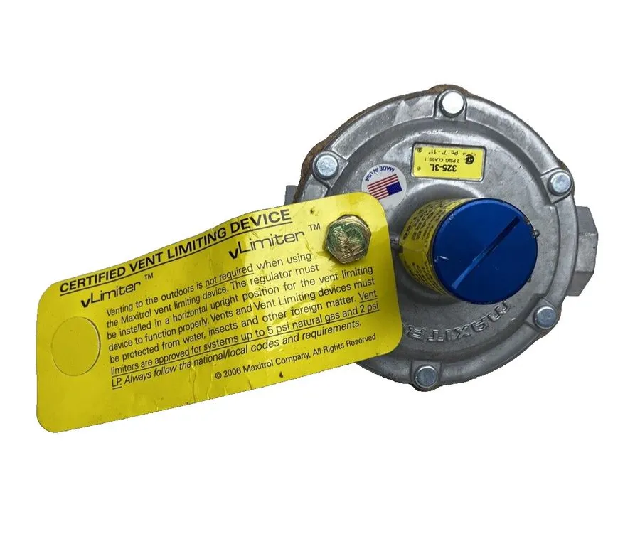 Трубопроводная арматура Maxitrol 325-3L 1/2" Gas Line Pressure Regulator CSA/ANS