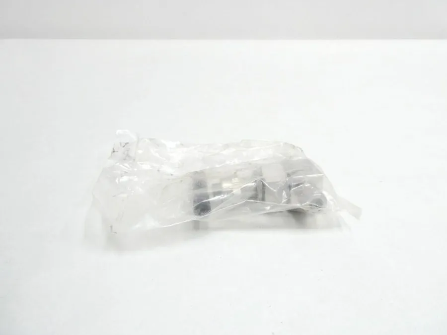 Клапан Swagelok SS-6NBS6-G Severe Service Union Bonnet Needle Valve