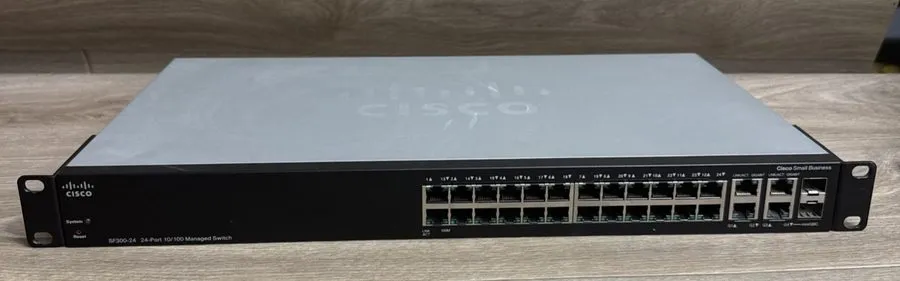 Коммутатор Cisco SF300-24P 24-Port 10/100 PoE Managed Ethernet Switch