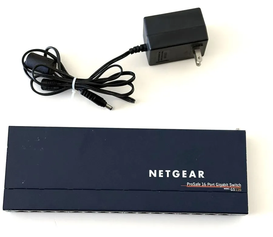 Коммутатор Netgear ProSafe 16 Port Gigabit Switch GS116 v2 Blue Metal Desktop