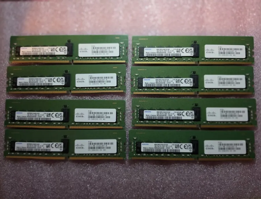 Модуль памяти UCS-MR-X16G1RT-H Cisco Compatible 16GB DDR4-2933Mhz 1Rx4 1.2v ECC 