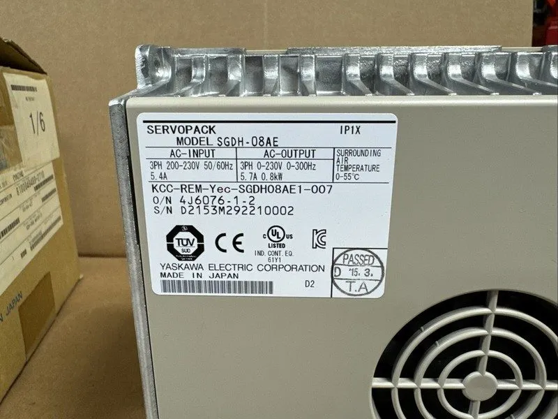 Сервопривод Yaskawa SGDH-08AE Servopack Amplifier 0.8kW 200-230V