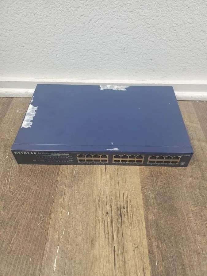 Коммутатор NETGEAR ProSafe JGS524 Plus 24-Port Gigabit Rackmount Switch