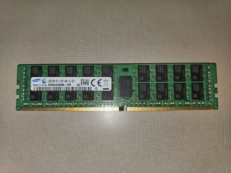 Модуль памяти Grade A Samsung Cisco 32GB PC4-2133P DDR4 2Rx4 Server RAM M393A4K4