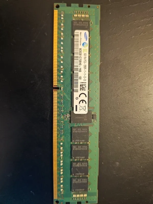 Модуль памяти Samsung 8GB 1Rx4 PC3L-12800R-11-12-C2-D3 M393B1G70QH0-YK0 DDR3 ECC