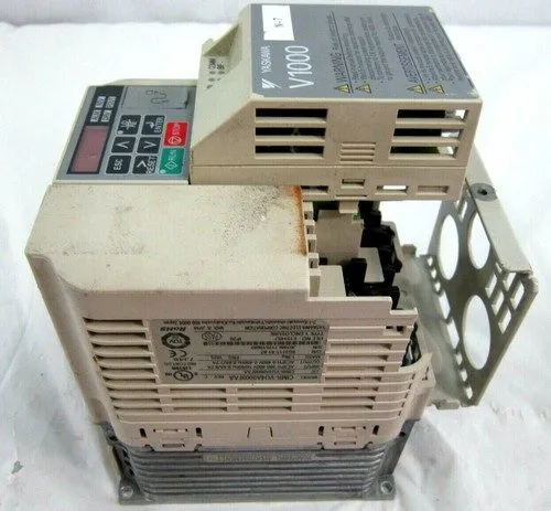 Частотный преобразователь Yaskawa V1000 CIMR-VU4A0009FAA Rev C AC Drive AC3PH 38